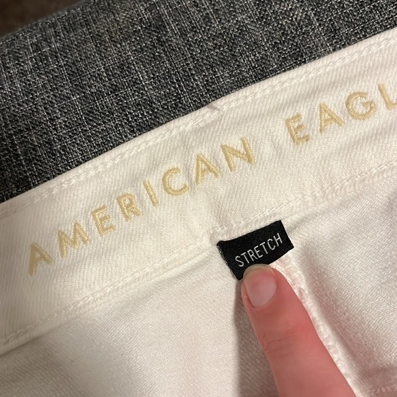 American Eagle Mom Jeans - White - Picture 2 of 6